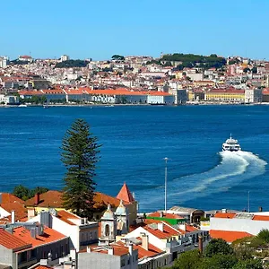 Over The Rainbow , Almada Portugal